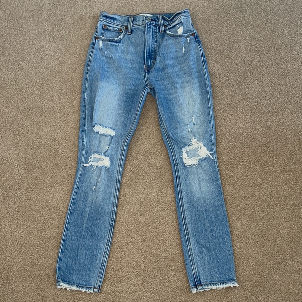 NWOT Abercrombie High Rise Skinny